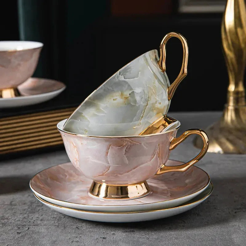 Xícara de Café de Porcelana Kafetiis - Luxo e Elegância - Kafetis-Muito mais que um gole