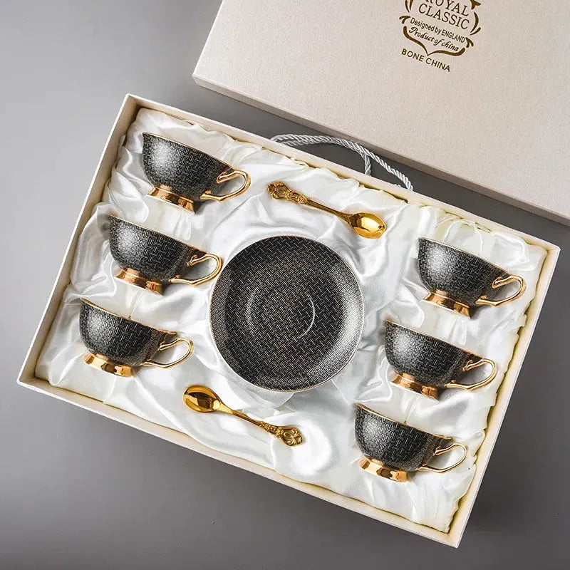 Europeu Osso China Porcelana Copos De Água, Pires De Xícara De Café De Alta Aparência, Cerâmica Household Light Xícara De Chá De Luxo, Conjunto Requintado